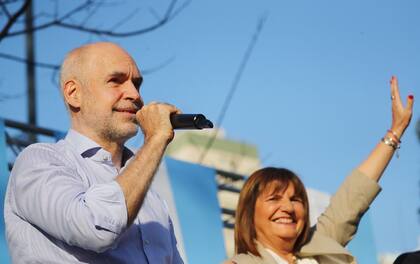 Larreta y Bullrich, durante el cierre de campaña en la Capital