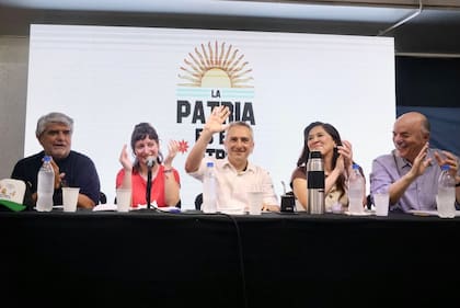 Larroque, al frente del encuentro de La Patria es el Otro