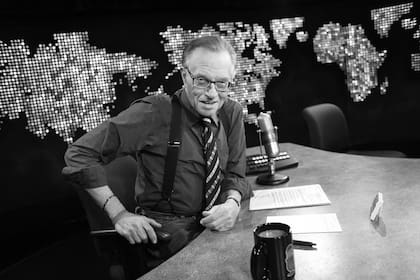 Larry King en el estudio de CNN, en Los Ángeles, 2007