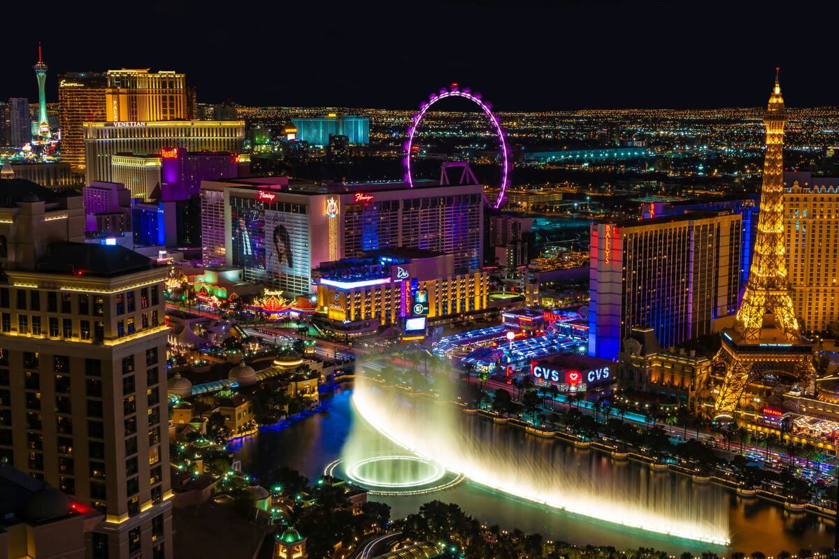 10 coisas que você não pode mais fazer em Las Vegas e por que as regras mudaram 10 coisas que você não pode mais fazer em Las Vegas e por que as regras mudaram