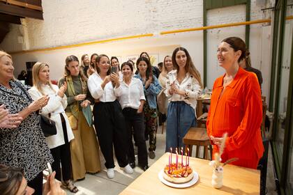 Las 30 invitadas celebraron el pre cumpleaños de Victoria.