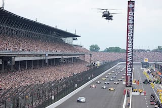 Las 500 Millas de Indianápolis rinden homenaje al bicampeón de NASCAR Kyle Busch