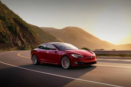 Las acciones de Tesla siempre estuvieron sujetas a grandes vaivenes, y el precio podría volver a desplomarse por el futuro de sus fábricas en Europa y China