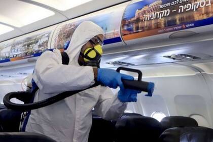 Las aerolíneas han extremado la limpieza de los aviones y el uso de filtros de aire de alta eficiencia