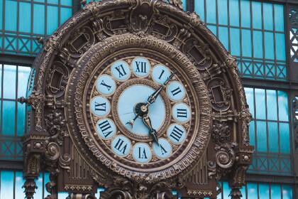 Las agujas de los relojes tendrán que modificarse con la llegada del horario de invierno