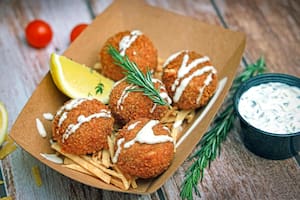 Las albóndigas de pescado son tradicionales durante el Año Nuevo judío, aprendé cómo hacerlas en simples pasos