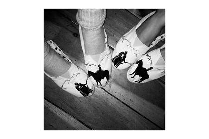 Las alpargatas que les regalaron a los invitados