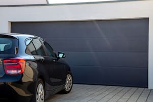 Cómo elegir el portón de garage más adecuado para tu casa