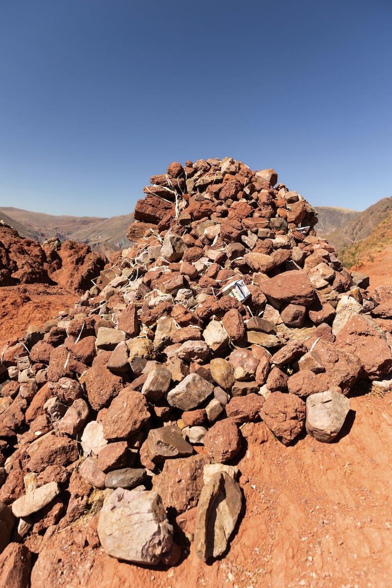 Las apachetas son una tradición milenaria. (Foto: Belén Grosso)