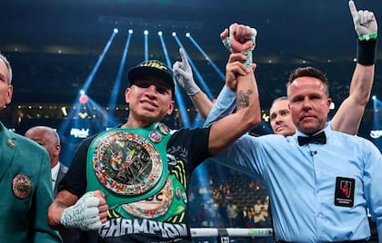 Las apuestas para la pelea son claras y se inclinan por una victoria para el méxico-americano Mario Barrios