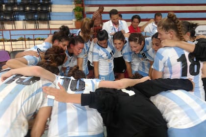 Las argentinas vencieron a Chile con contundencia