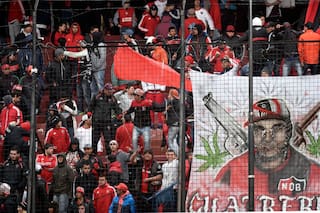 El crimen organizado copó las barras de fútbol