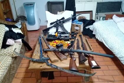 Las armas secuestradas en el campo de San Antonio de Areco