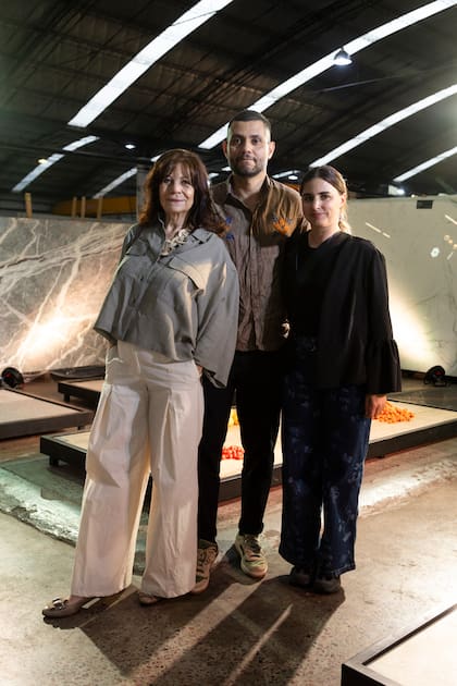 Las arquitectas Lilibeth Scotto y Virginia Billoch junto al diseñador Cristián Mohadeb.