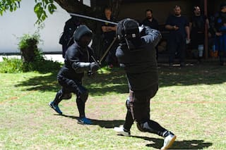 El deporte de alta intensidad que está inspirado en la era medieval y es furor en el país