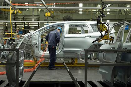 Las automotrices norteamericanas, como Ford, tienen acuerdos de fabricación en China