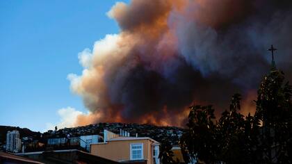 Las autoridades chilenas ya decretaron el alerta roja
