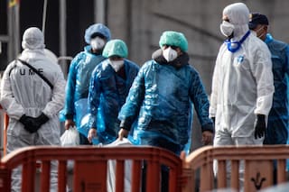 Comenzaron a evacuar en Tenerife a los pasajeros del crucero afectado por hantavirus