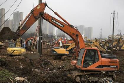 Las autoridades de Wuhan se han propuesto la construcción de un hospital en apenas seis días