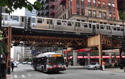 Las autoridades del transporte público en Chicago eliminarán ciertos impuestos
