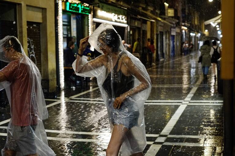 España, bajo el agua: Las fuertes lluvias provocan graves inundaciones en varios puntos del país