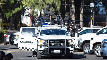 Las autoridades locales y federales atendieron el llamado de emergencia en la preparatoria de Lázaro Cárdenas, Michoacán.
