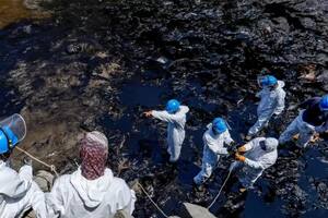 Grave derrame de petróleo en la costa de Perú a causa de la erupción y el tsunami en Tonga