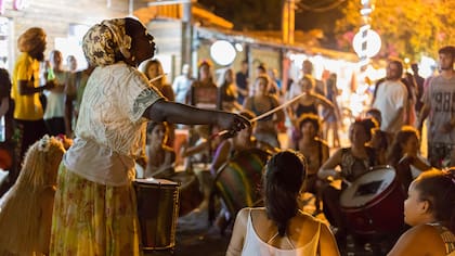 Las bandas de música bahiana invaden las calles de Itacaré