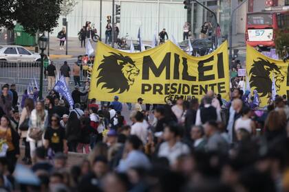 Las banderas amarillas, parte del cotillón libertario