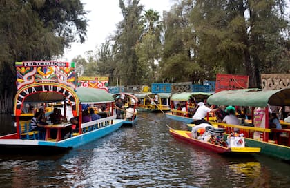 Las barcas de madera en Xochimilco.