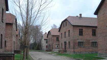 Las barracas, dentro del campo de exterminio