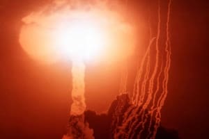 El plan ultrasecreto de EE.UU. para detonar una bomba de hidrógeno en la Luna que nunca se realizó