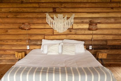 Las cabañas de La Fe mezclan rusticidad con toques de calidad y buen gusto.