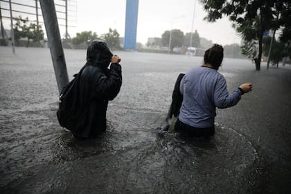 Las calles de Avellaneda. El temporal de la semana pasada dejó grandes inundaciones en el conurbano bonaerense.