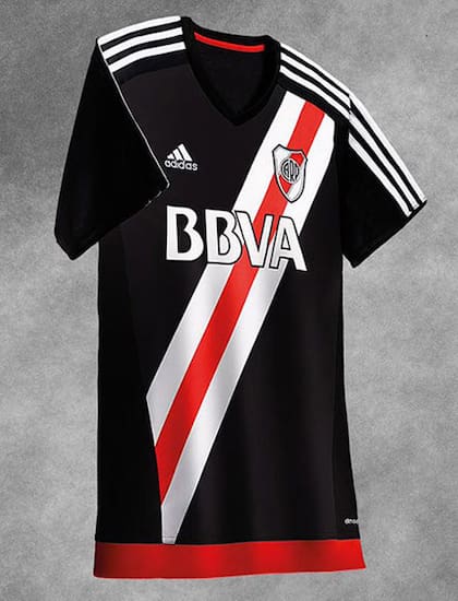 Las camisetas retro, una moda que crece en el fútbol argentino