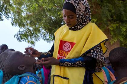 Las campañas internacionales de vacunación contra la polio es una de las tareas humanitarias más reconocidas del Rotary International