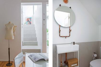 “No me gustan los revestimientos”, les dijo la dueña a los arquitectos. A cambio, pidió mucha presencia de madera, cemento alisado y blanco. Las cañerías se hicieron en obra con piezas que se mandaron a cobrear.