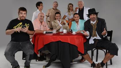 Las caras del regreso de Polémica en el bar