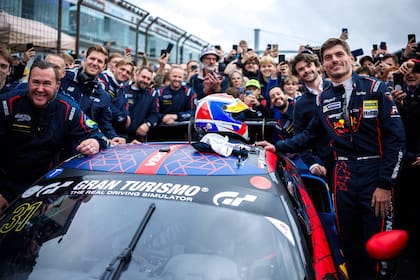 Las carreras de GT, otra pasión de Max Verstappen; del reglamento que estrenará la Fórmula 1 en 2026 dependerá el futuro de MadMax en la categoría