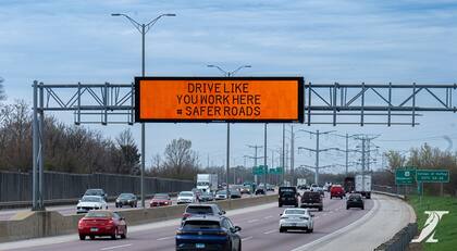 Las carreteras de Illinois fueron adaptadas para leer la nueva pegatina