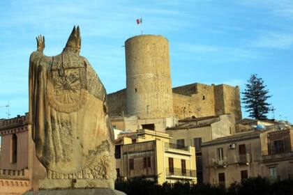 Las casas que se ponen a la venta datan del siglo XII y están hechas con un tipo particular de piedra llamado campanedda