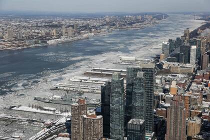 Las chances de alcanzar las 6 pulgadas (15 centímetros) de nieve han subido a un rango de entre el 30% y 40% para Long Island, la ciudad de Nueva York y el noreste de Nueva Jersey