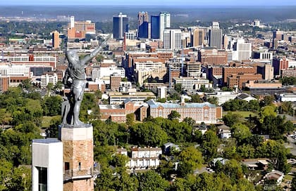 Las ciudades más accesibles para vivir en Estados Unidos incluyen localidades de Alabama, Texas, Tennessee y otros estados del sur