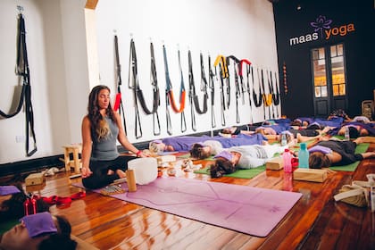 Las clases de Maas Yoga permiten combinar distintas disciplinas y capacitar a alumnos y también profesores