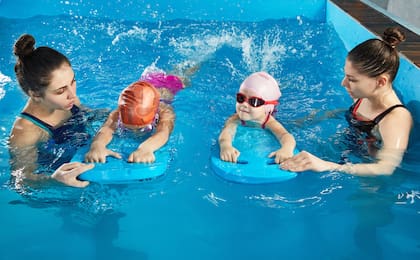 Las clases de natación son fundamentales para evitar el ahogamiento de menores de edad