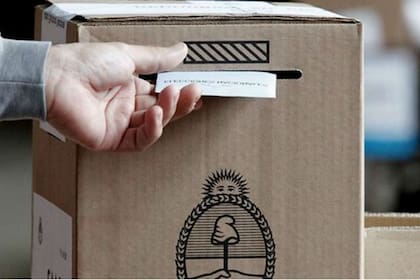 El oficialismo se ilusiona con un repunte de última hora, con mucho empuje del interior profundo; los kirchneristas insisten en que habrá una diferencia clara para ellos