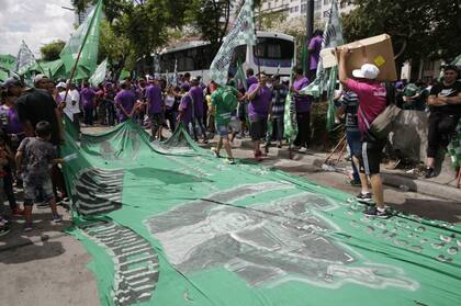 Las columnas comenzaron a ubicarse a partir del mediodía