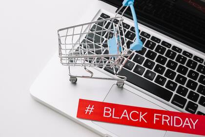 Las compras en línea tienen la comodidad de comprar desde casa, sin tráfico ni multitudes