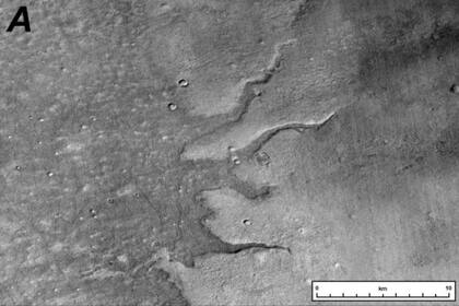 Las crestas de los ríos se formaron hace entre 4000 y 3000 millones de años, cuando los ríos grandes y planos depositaron sedimentos en sus canales