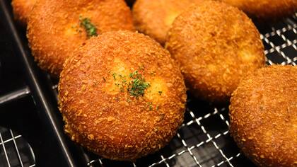 Las croquetas de arroz son una opción culinaria libre de gluten